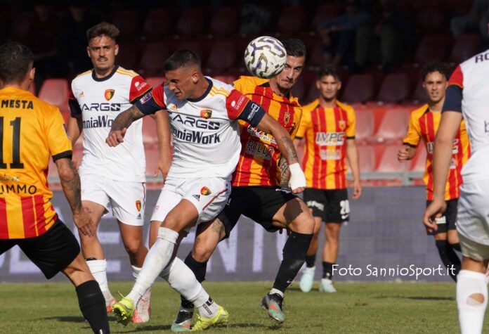 benevento potenza 2-0 jacopo manconi(foto saverio minicozzi)